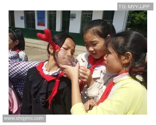 创意小学作业足球明星卡制作指南让孩子们了解球员背后的故事与成就